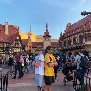 Meet your Posher, Noah